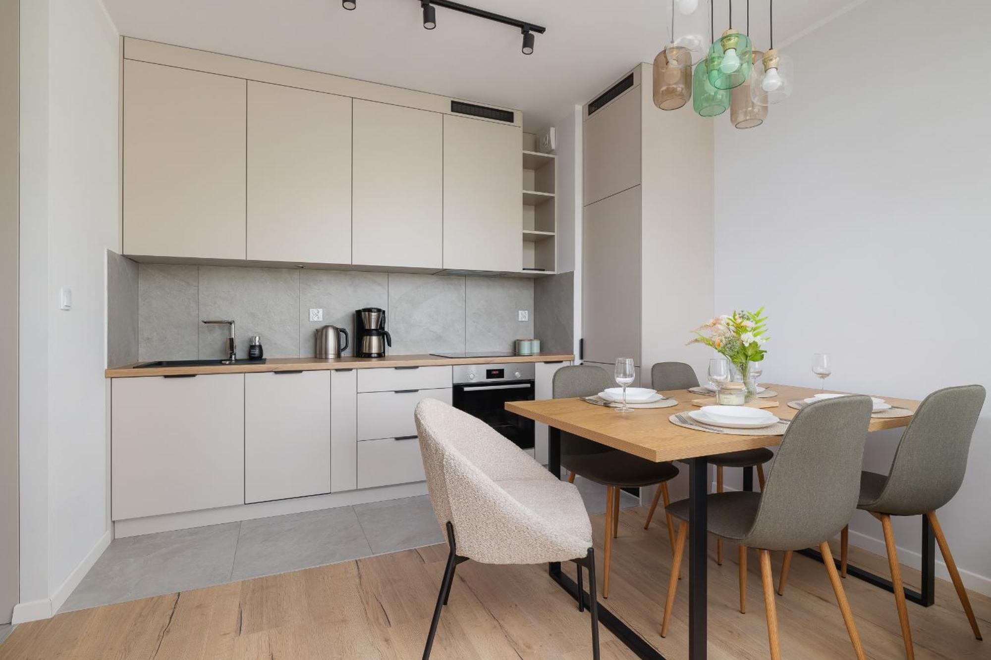 Stylowy Apartament Z Dwiema Sypialniami Balkonem I Parkingiem By Noclegi Renters Kattowitz Exterior foto
