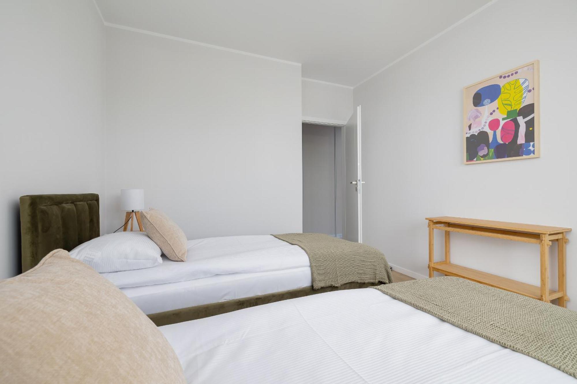 Stylowy Apartament Z Dwiema Sypialniami Balkonem I Parkingiem By Noclegi Renters Kattowitz Exterior foto
